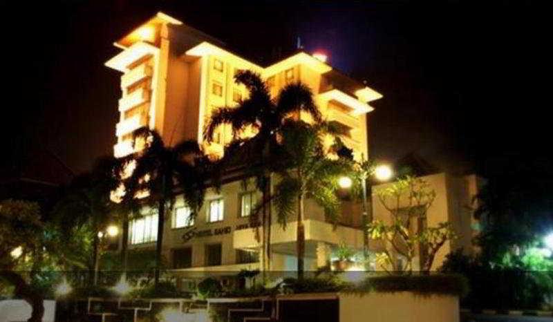 Hotel Sahid Jaya Solo Esterno foto
